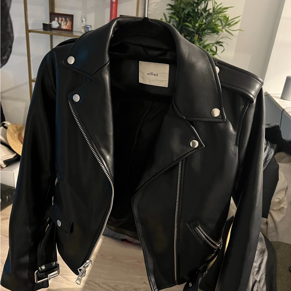 Wilfred Aritzia Women's T-Bird Leather Jacket Black - Size S (was $268!)